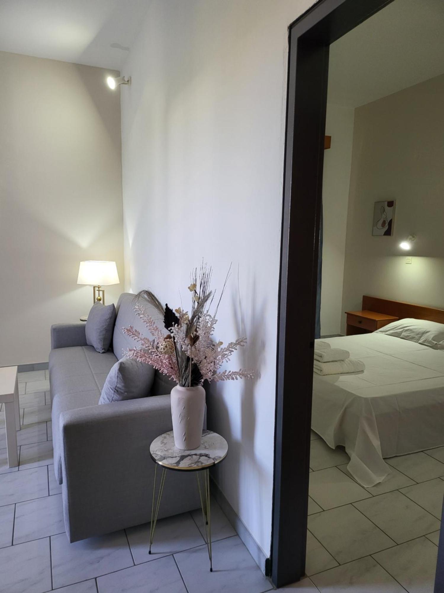 Pyrgos Hotel Apartments Kremastí Buitenkant foto