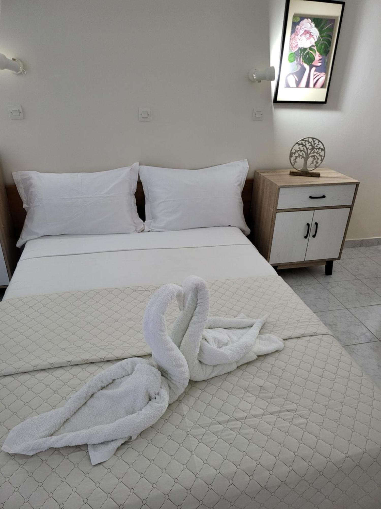 Pyrgos Hotel Apartments Kremastí Buitenkant foto