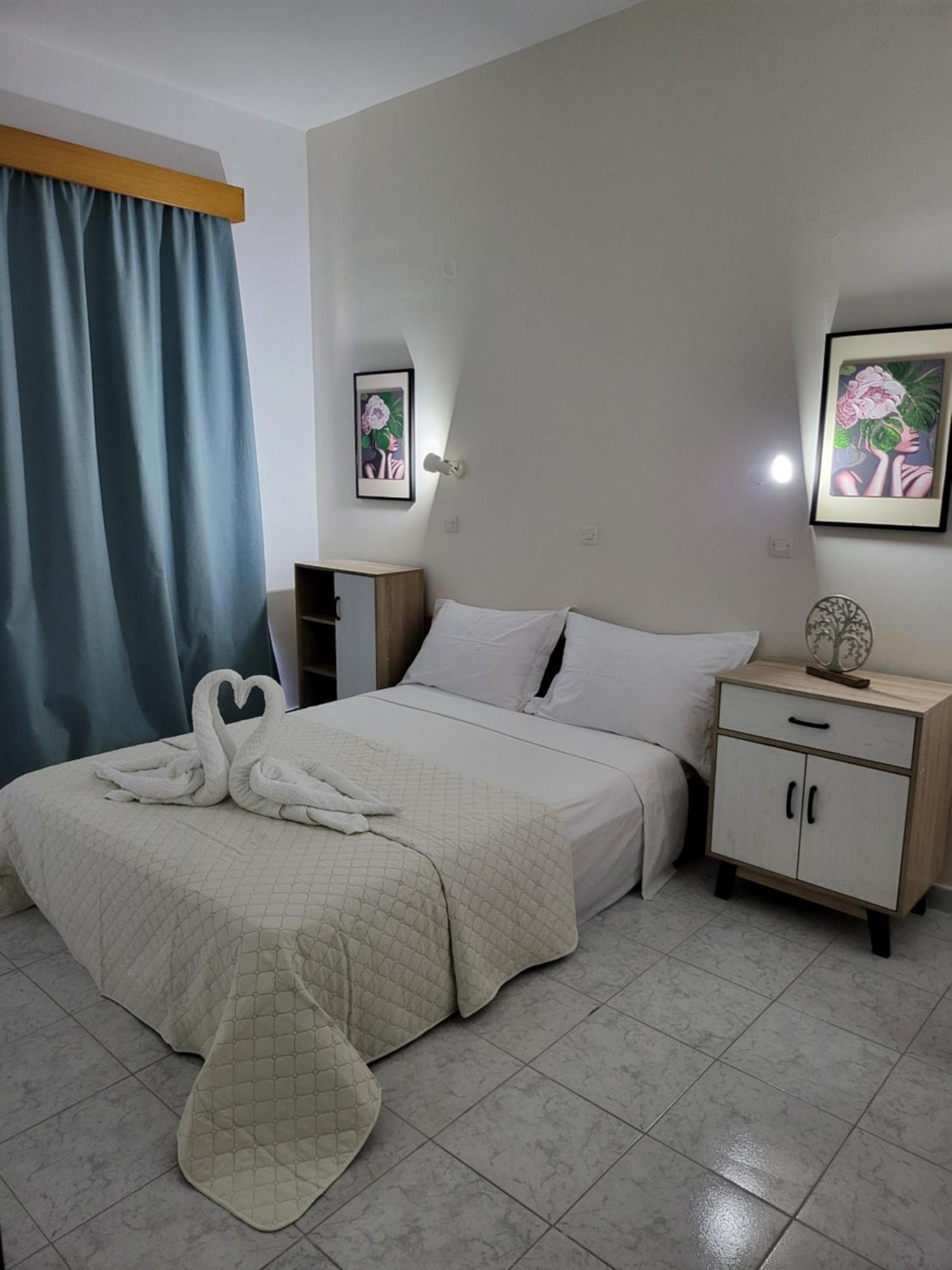 Pyrgos Hotel Apartments Kremastí Buitenkant foto